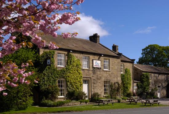 blue lion pub yorkshire