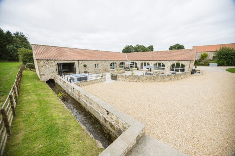 cottage with a hot tub yorkshire