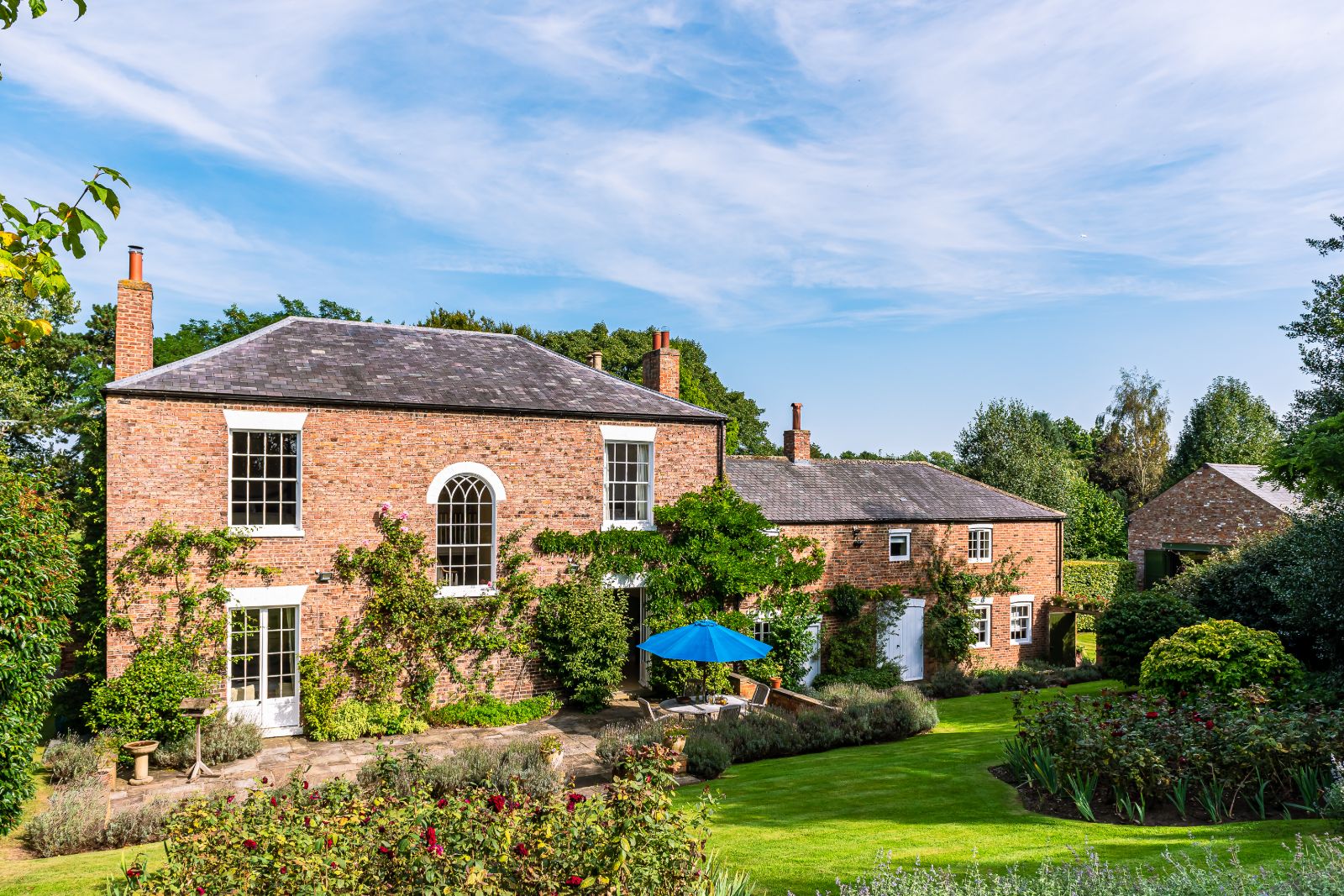 holiday cottage with a pool