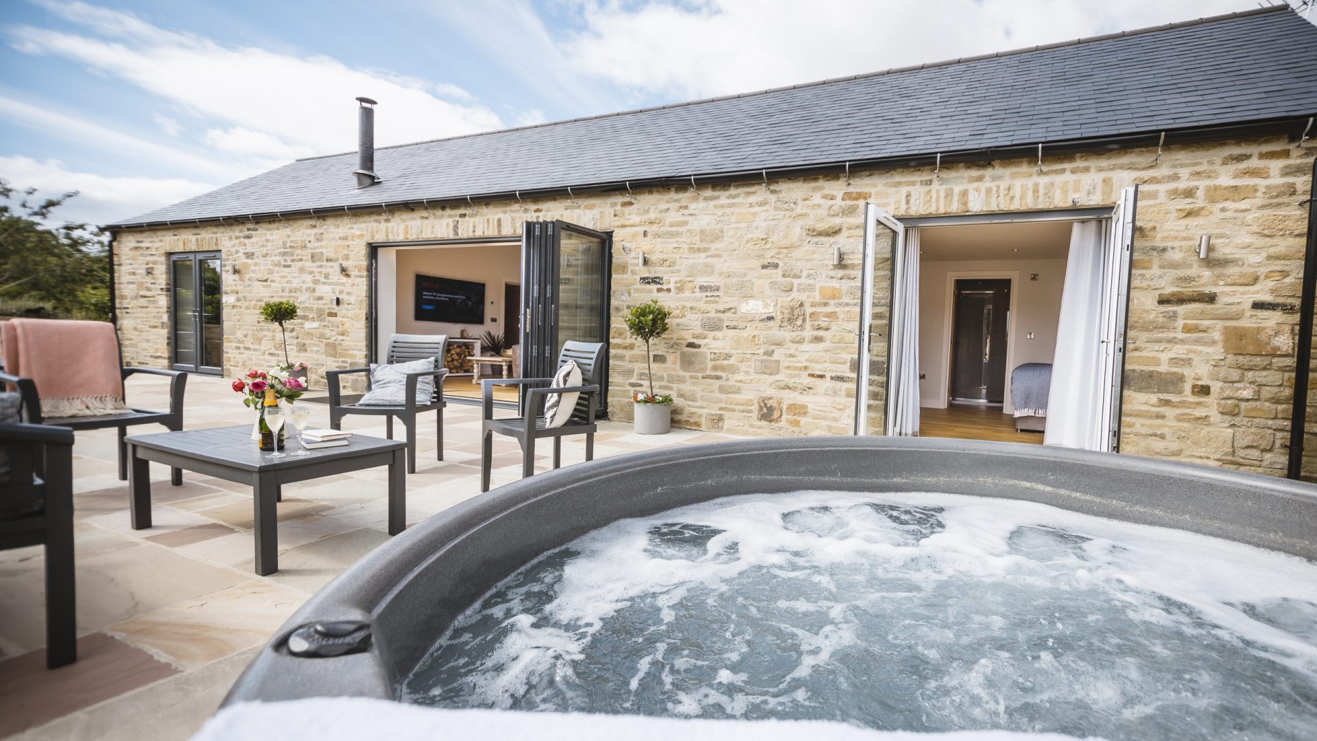 holiday homes with hot tubs