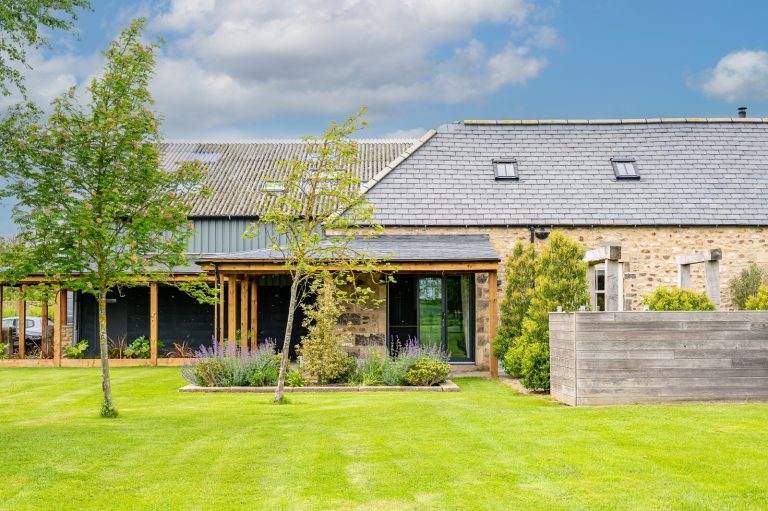barn exterior 2