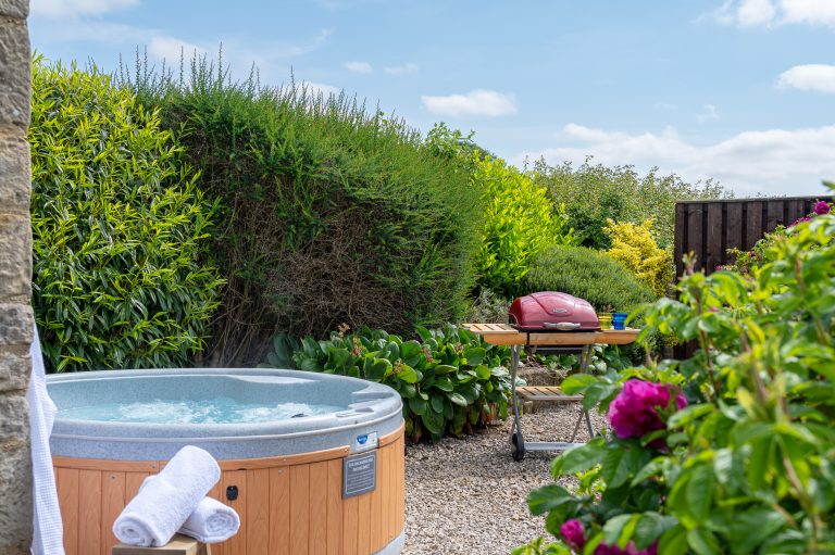 cottage with a hot tub yorkshire