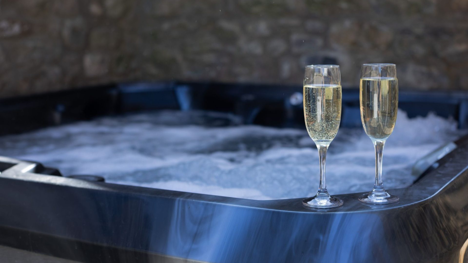 accommodation in yorkshire with hot tub