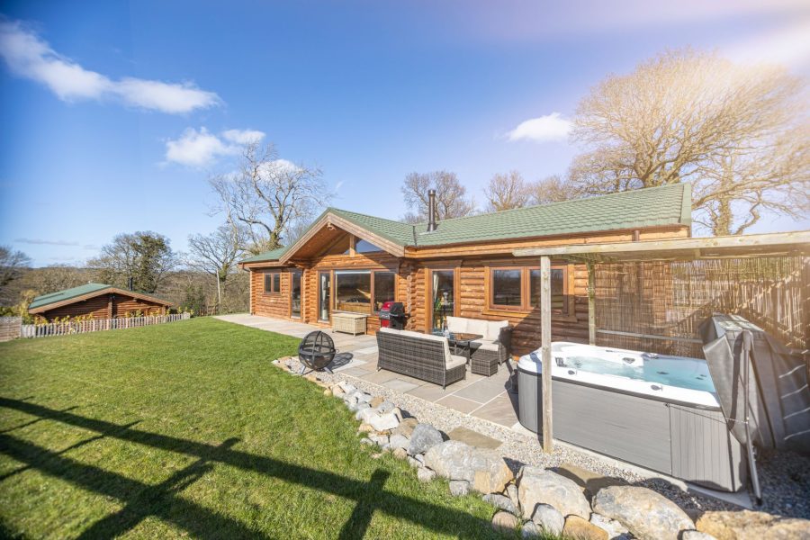 Hot Tub Lodges