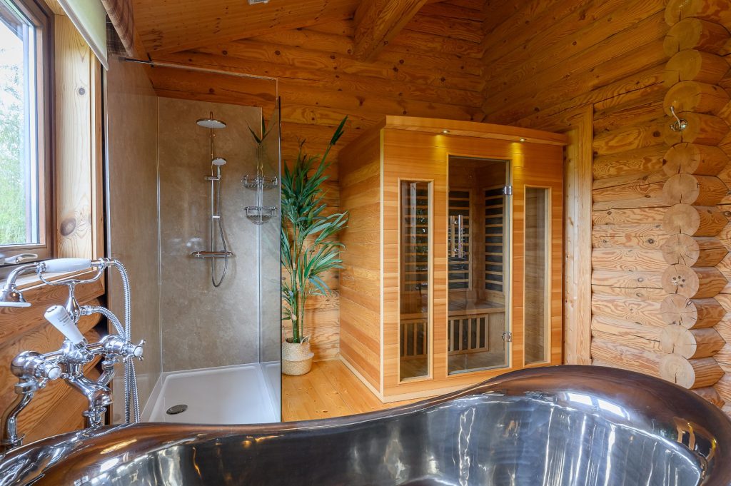 Hot Tub and Sauna Lodges