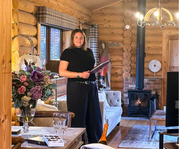 Log cabins with hot tubs