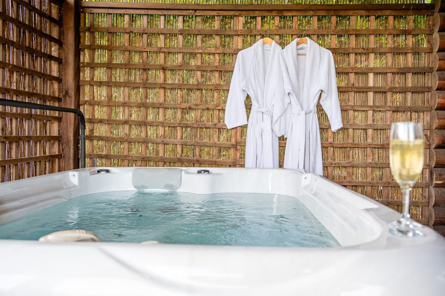 hot tub log cabin