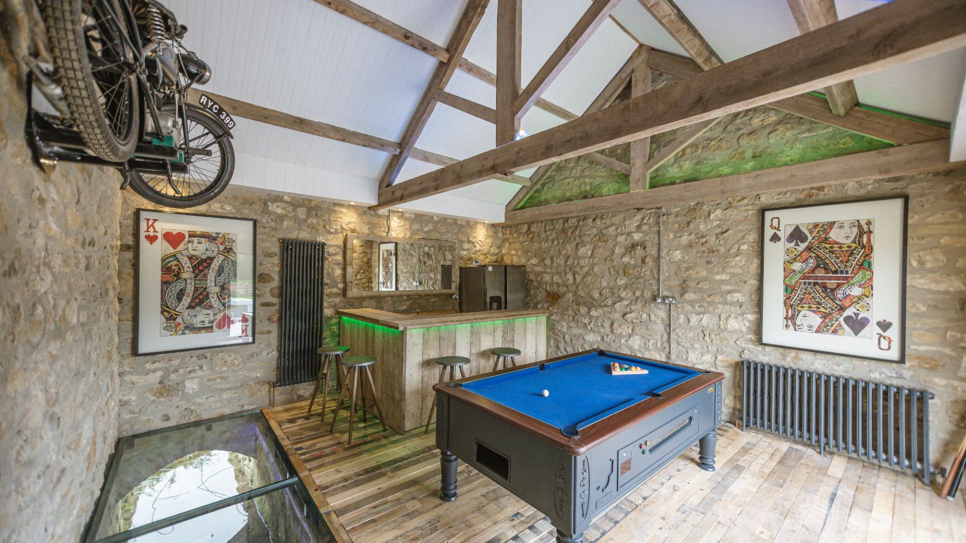 holiday cottages with games rooms