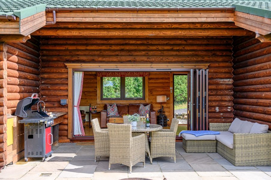 hot tub log cabin yorkshire