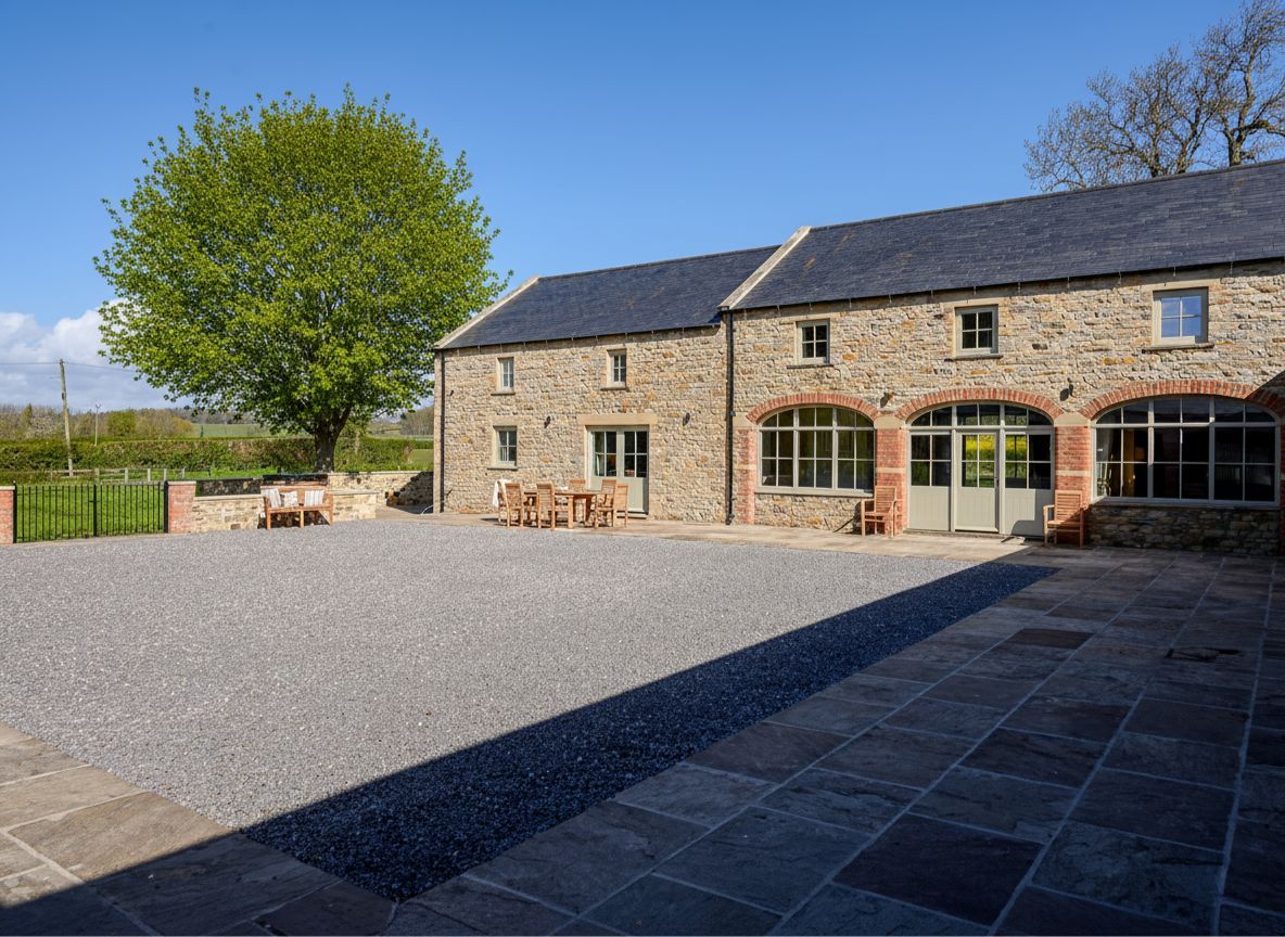 Hollins Barn image 0