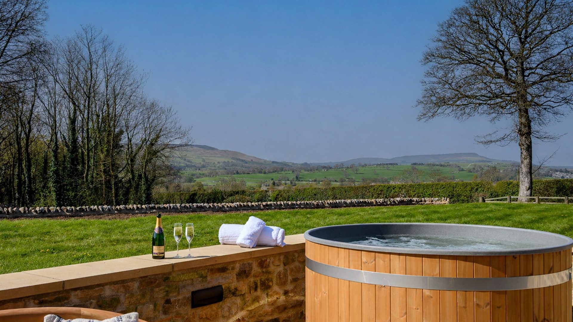 Hot tub holidays in the Yorkshire Dales.