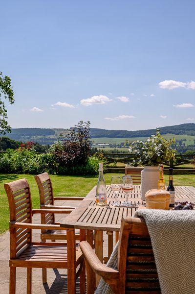 Hollins Farmhouse image 4